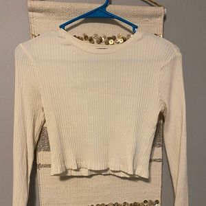 White basic long sleeve cropped top
